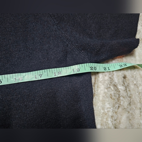 R & K Originals Size 14 Black Floral Embroidered Button Down Knit Top - Picture 5 of 7